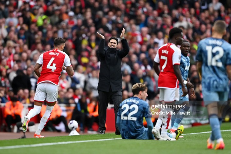 Arsenal thua đau Aston Villa: Arteta không lo lắng, chuyển hướng đến đại chiến Bayern