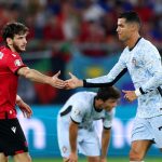 Ronaldo thất bại trước những cậu bé mà anh đã gặp cách đây 11 năm!