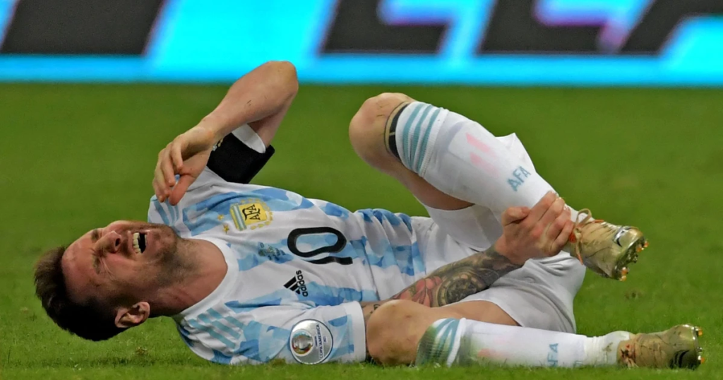 Thầy của Messi báo tin mừng về chấn thương siêu sao, lộ thời điểm trở lại