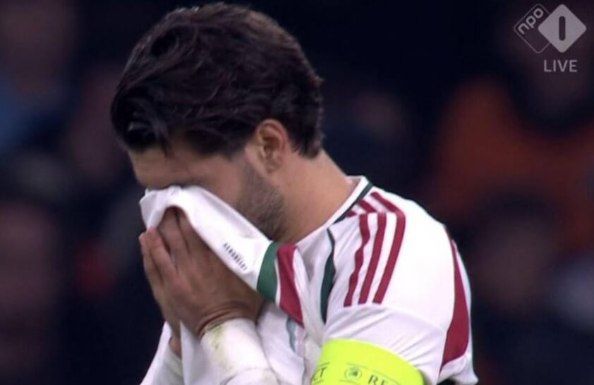 Sao Liverpool bật khóc, trận Hà Lan vs Hungary bị gián đoạn vì sự cố sức khỏe