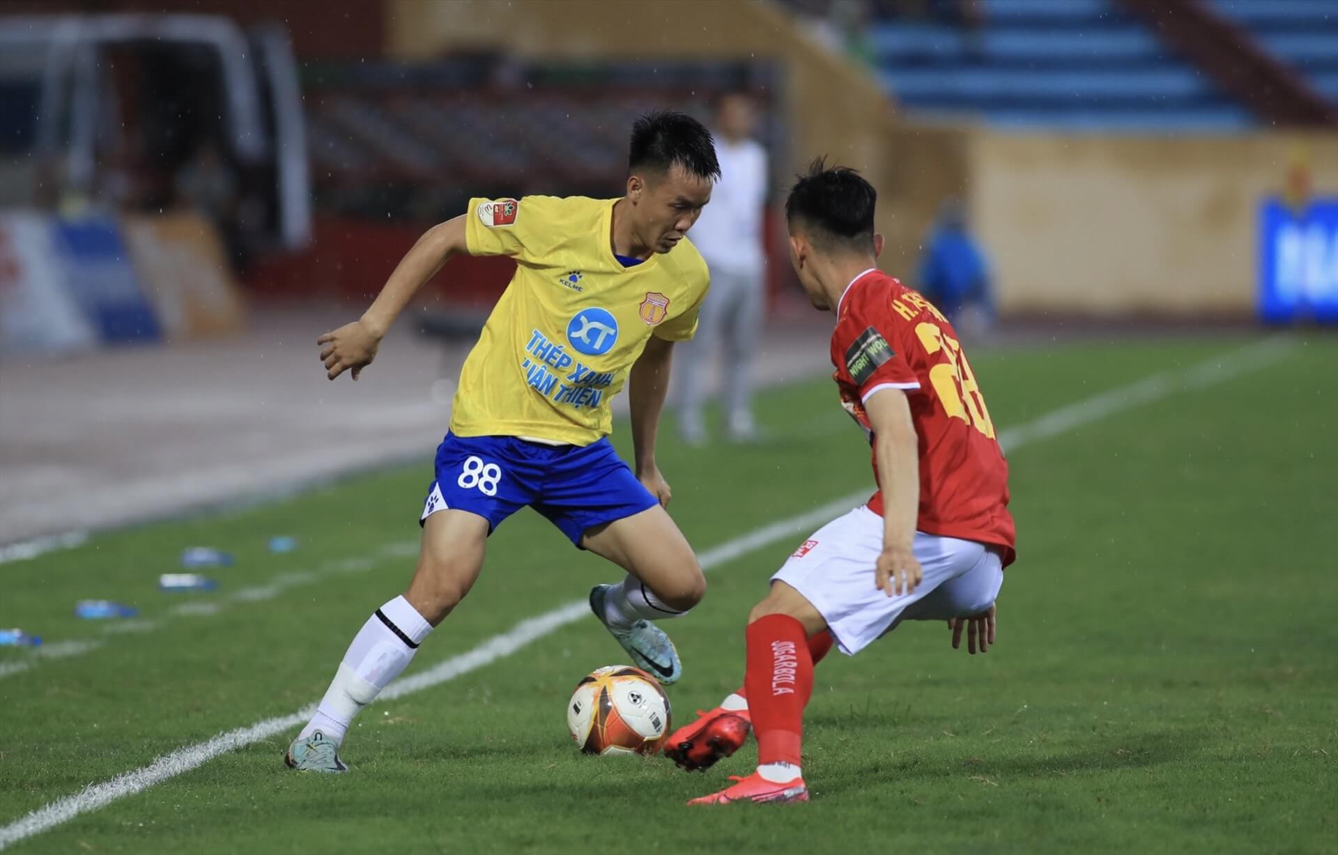 Nhận định bóng đá Bình Dương vs Nam Định 18h00 ngày 20/11 V.League 2024/25
