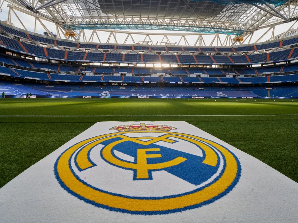 Real Madrid ở ngã ba đường: Đấu Alavés, thử lửa “Kền kền trắng” & bản lĩnh Ancelotti