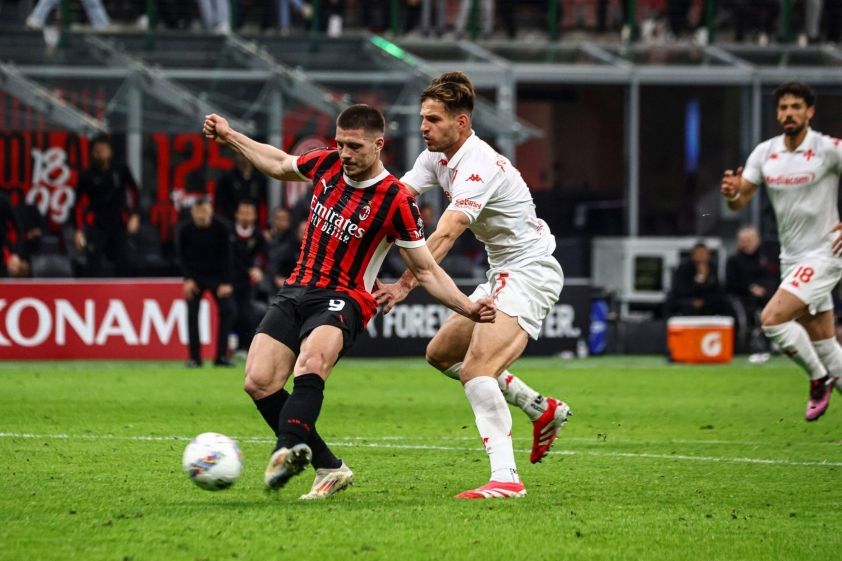 Nhận định AC Milan vs Fiorentina, 01h45 ngày 20/10 - Serie A